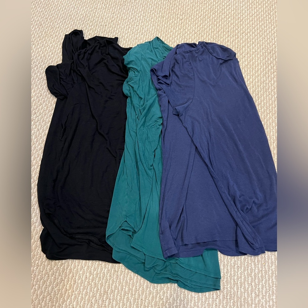 3 Old Navy Shirts. 4x